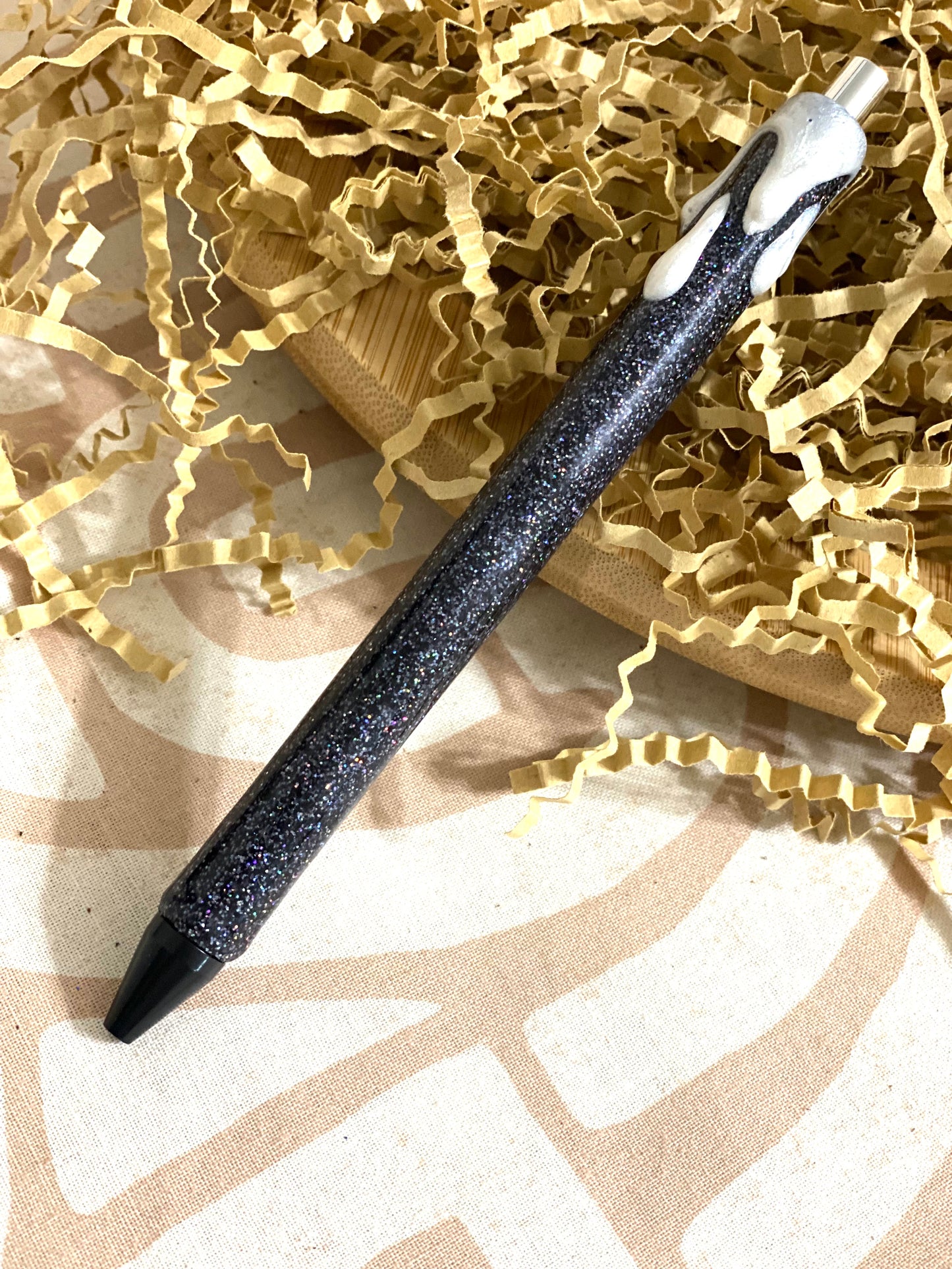 Papermate Ink Joy Glitter pen with Drip